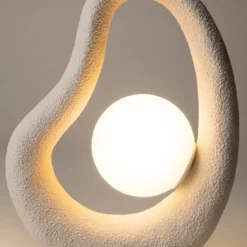 Maytoni LED-pöytävalaisin Opus, valkoinen, metalli/lasi, korkeus 38 cm