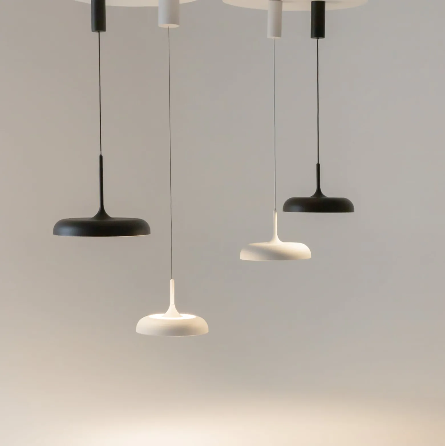 Maytoni LED-riippuvalaisin Gerhard, Ø 40 cm, valkoinen, metalli