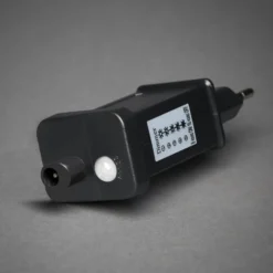 Metallinen LED-rengaskoristevalaisin sisäkäyttöön