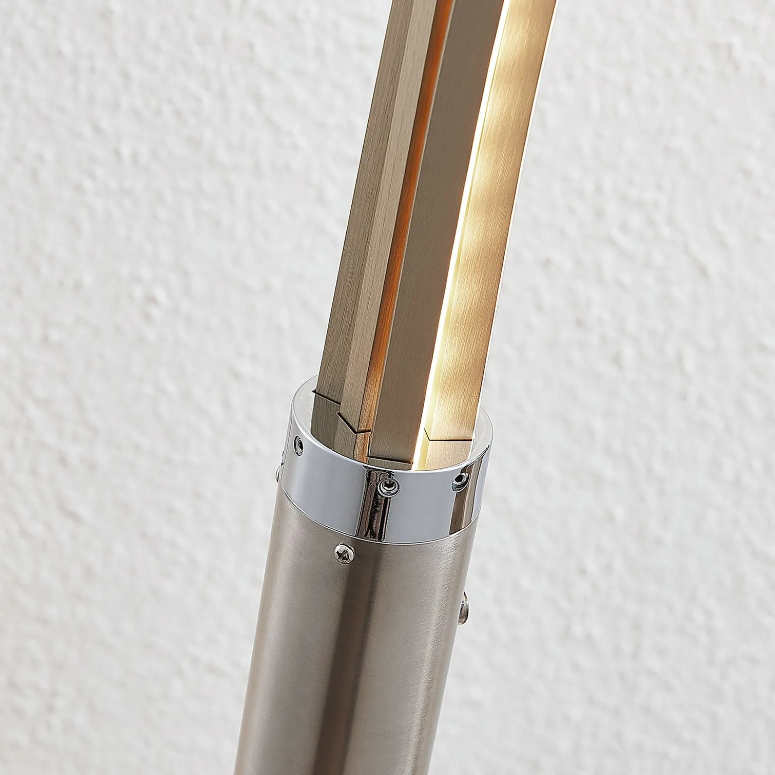 Monivartinen Boba-LED-lattiavalaisin