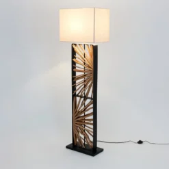 MONTE ISOLA -maavalaisin, luonnonväri/beige, korkeus 160 cm, puu/tekstiili