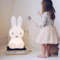 Mr Maria Miffy lastenhuoneen valo Star Light 50cm