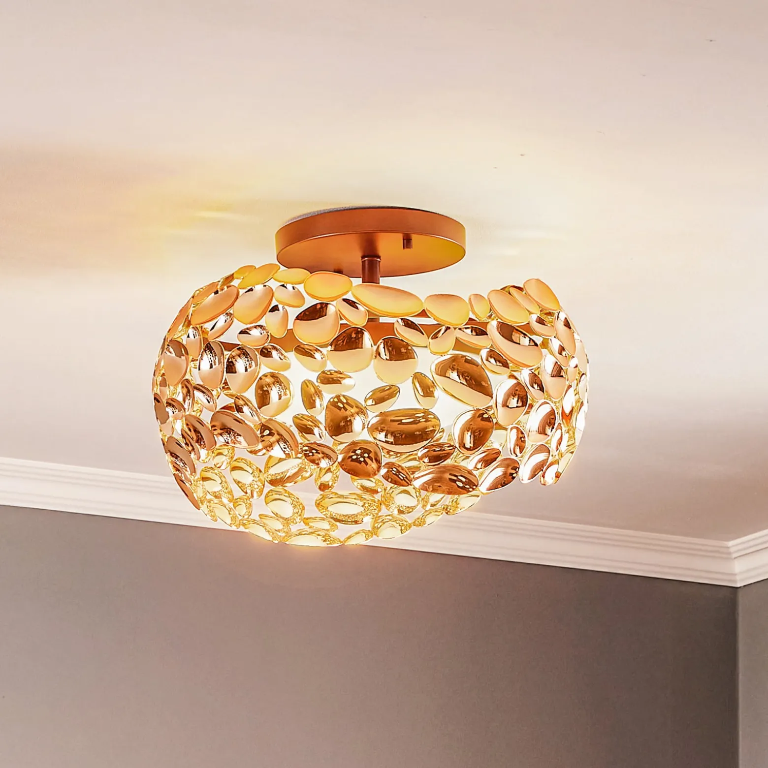 Narisa LED-kattovalaisin, Ø 46 cm, ruusukultaa