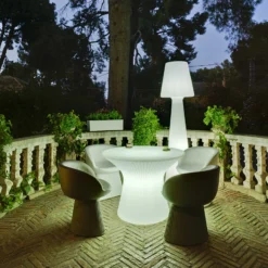Newgarden Lola-LED-lattiavalo, johto, 200 cm