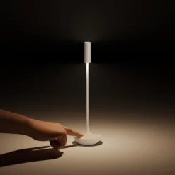 Nucandle LED ladattava pöytävalaisin, valkoinen, IP54, himmennettävä