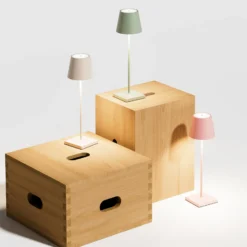 Nuindie LED ladattava pöytävalaisin, USB-C, beige, IP54, himmennettävä