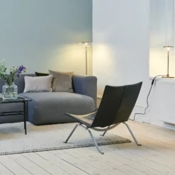 Nuura LED-lattiavalaisin Blossi, korkeus 120 cm, kullanvärinen/kirkas