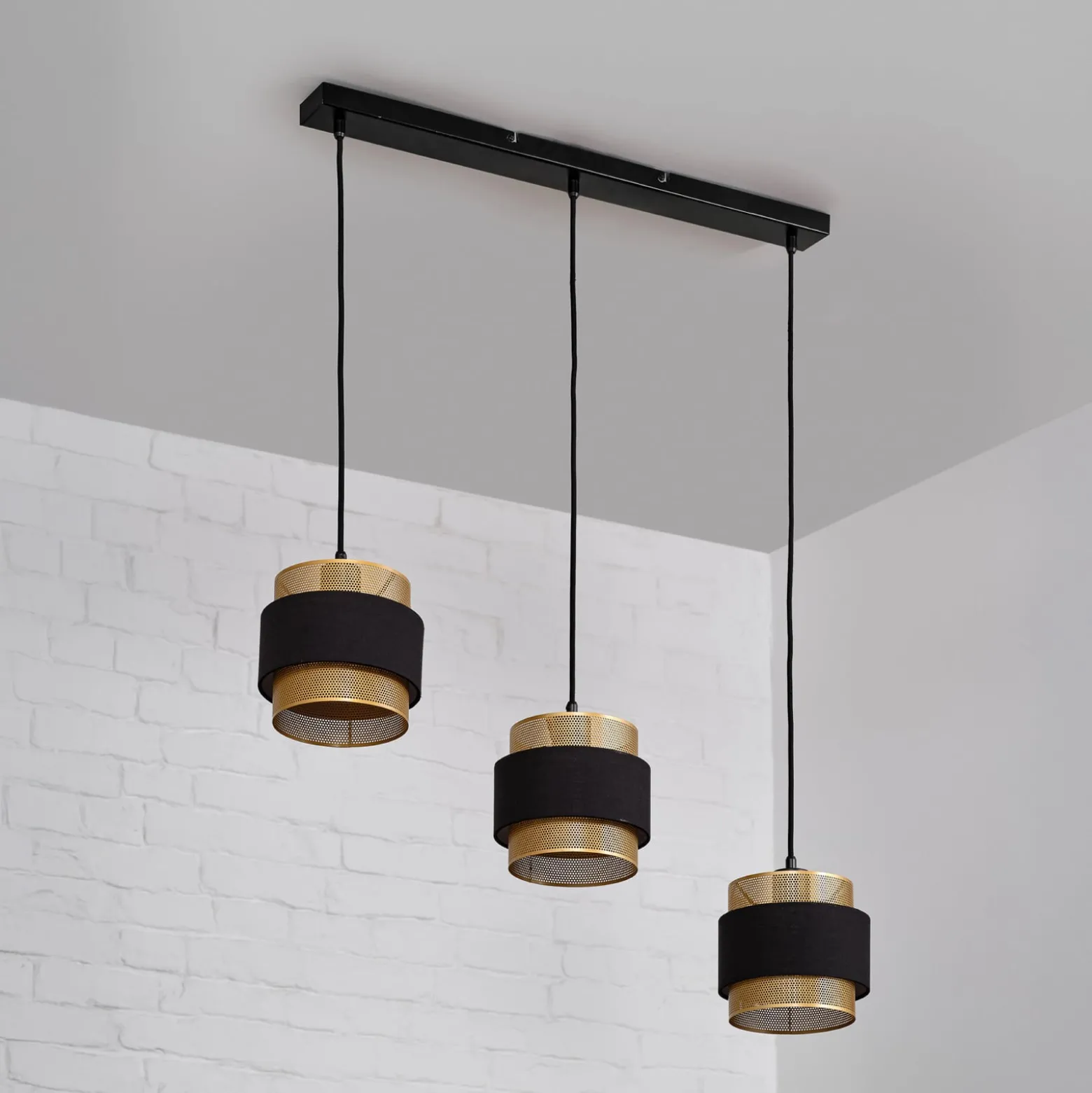 OSRAM Decor Hornet -riippuvalaisin, 3-lamppuinen, musta/kultainen