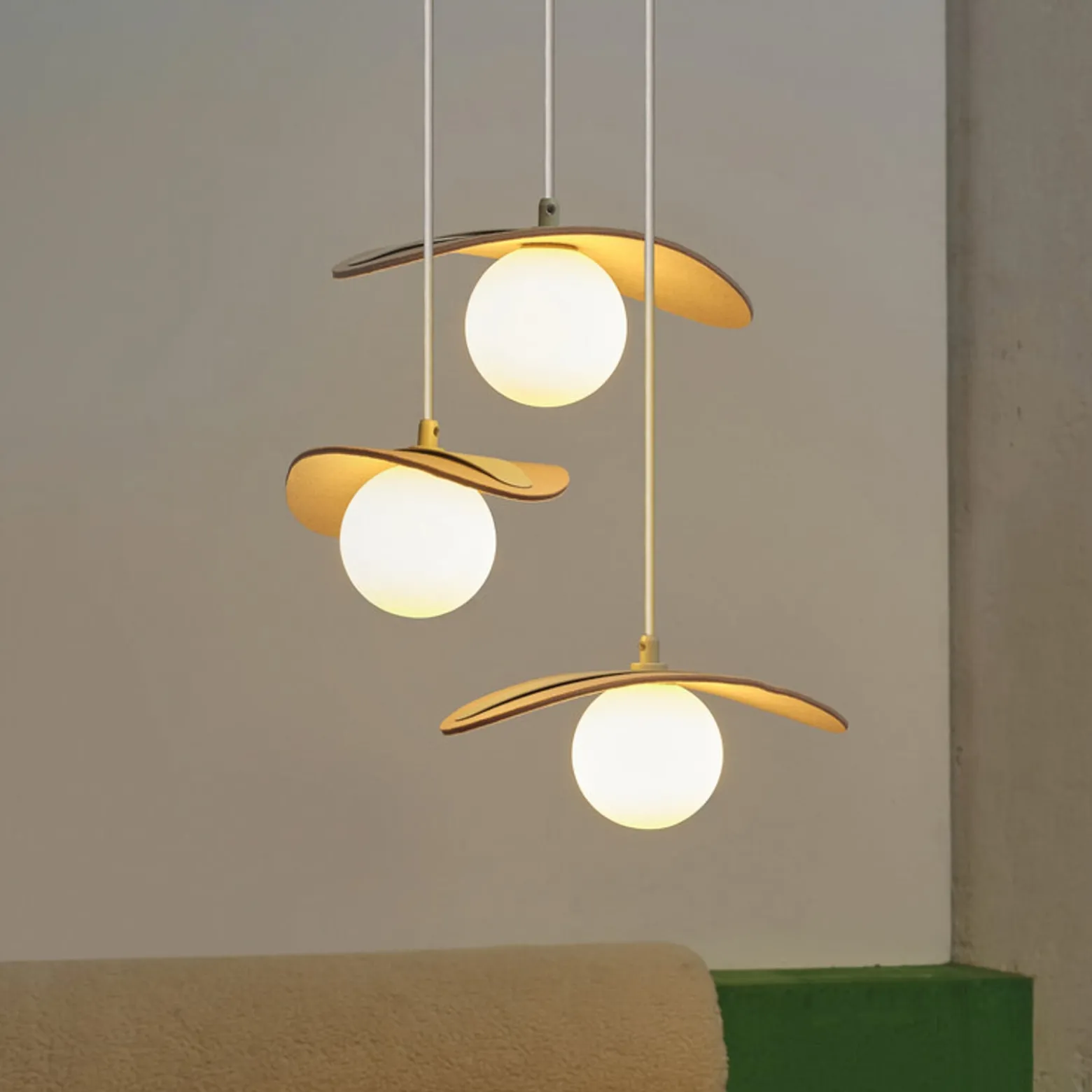 OSRAM Decor Pearl -riippuvalaisin, 3-lamppuinen, beige, huopa, G9