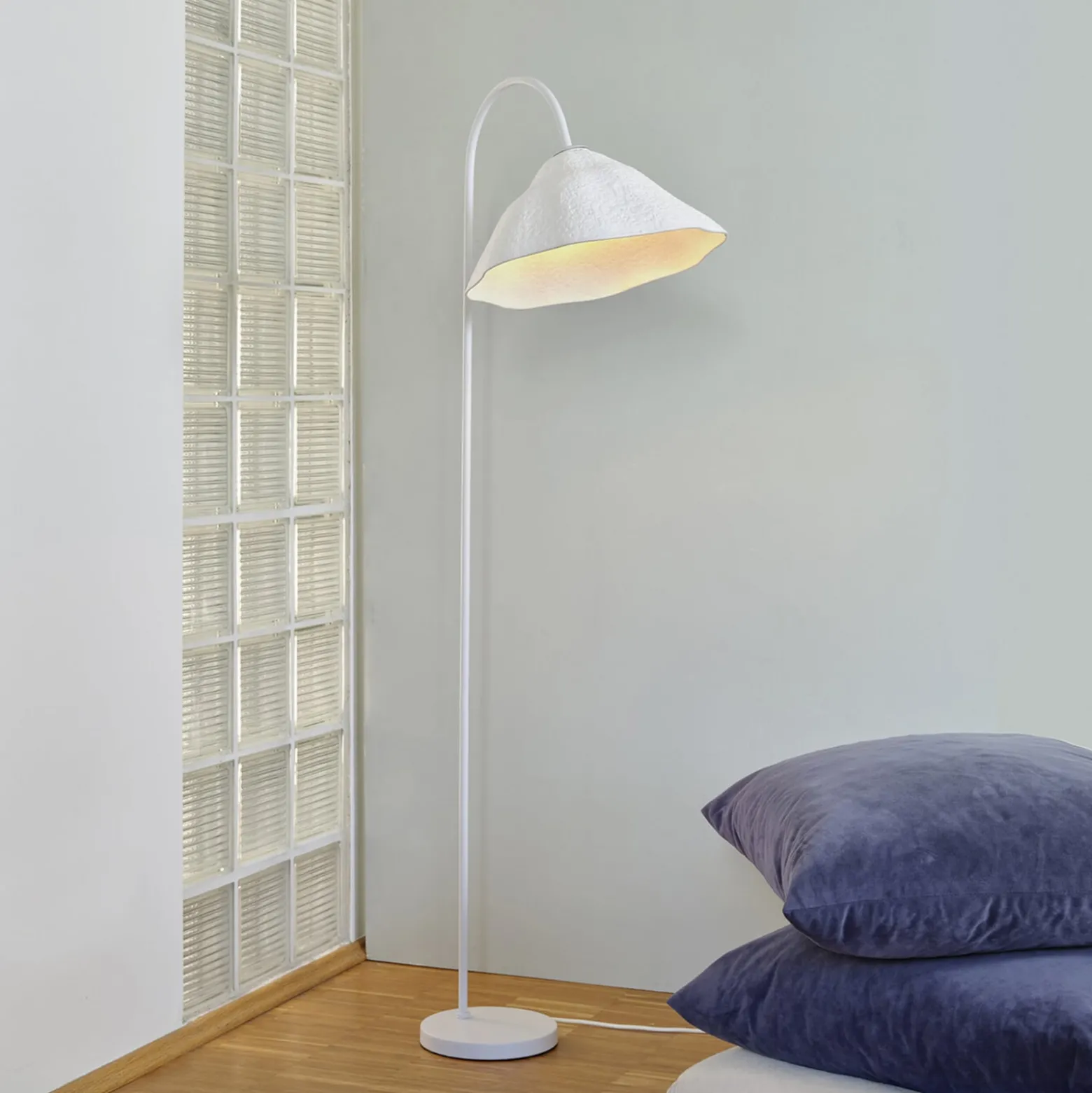 OSRAM lattiavalaisin Decor Lotus Leaf, 1-lamppuinen, valkoinen, paperi, E27