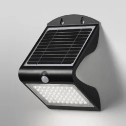 OSRAM LED-aurinkoseinäseinälamppu ENDURA FLOOD BUTTERFLY, 4 W anturi