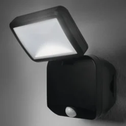 OSRAM LED-kohdevalaisin ulos DOUBLE 1-lamppuinen musta anturi akku