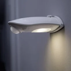 OSRAM LED-ulkoseinälamppu DOORLED DOWN hopea Anturi Paristo