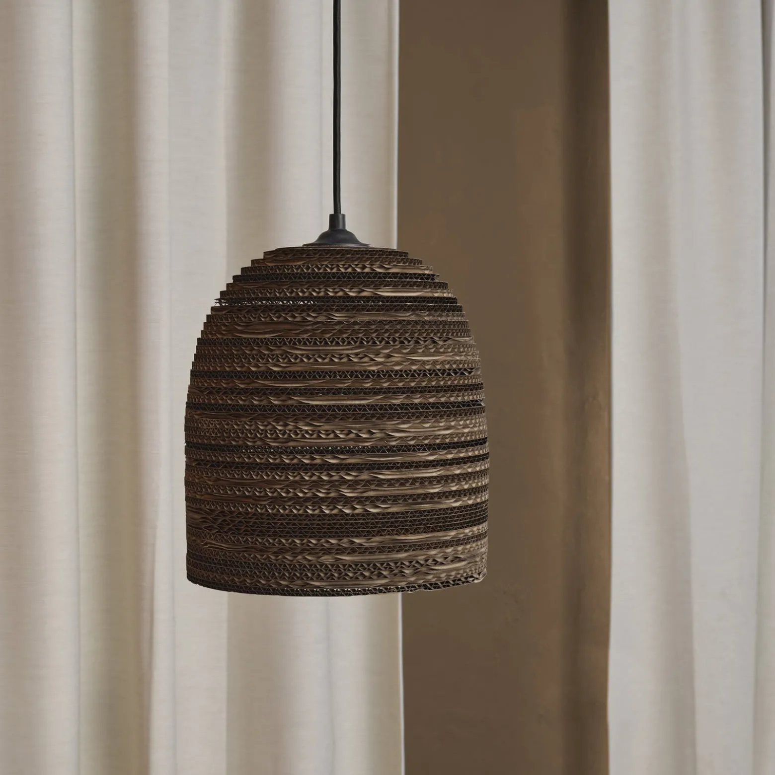 OSRAM riippuvalaisin BALL BELL, ruskea, Ø 26 cm, aaltopahvi, E27