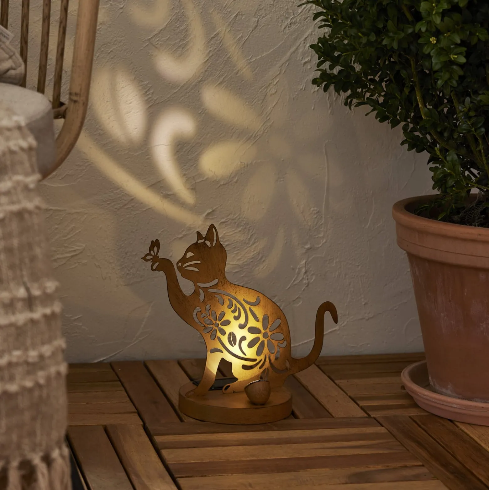 Oxicat-LED-aurinkokoristelamppu, korkeus 30 cm, ruosteenvärinen, IP44