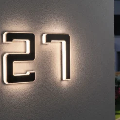 Paulmann aurinkokäyttöinen LED-talonnumero 4