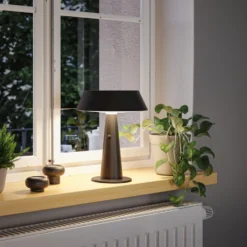Paulmannin Soala-LED-pöytälamppu, antrasiitti, 31 cm, IP44