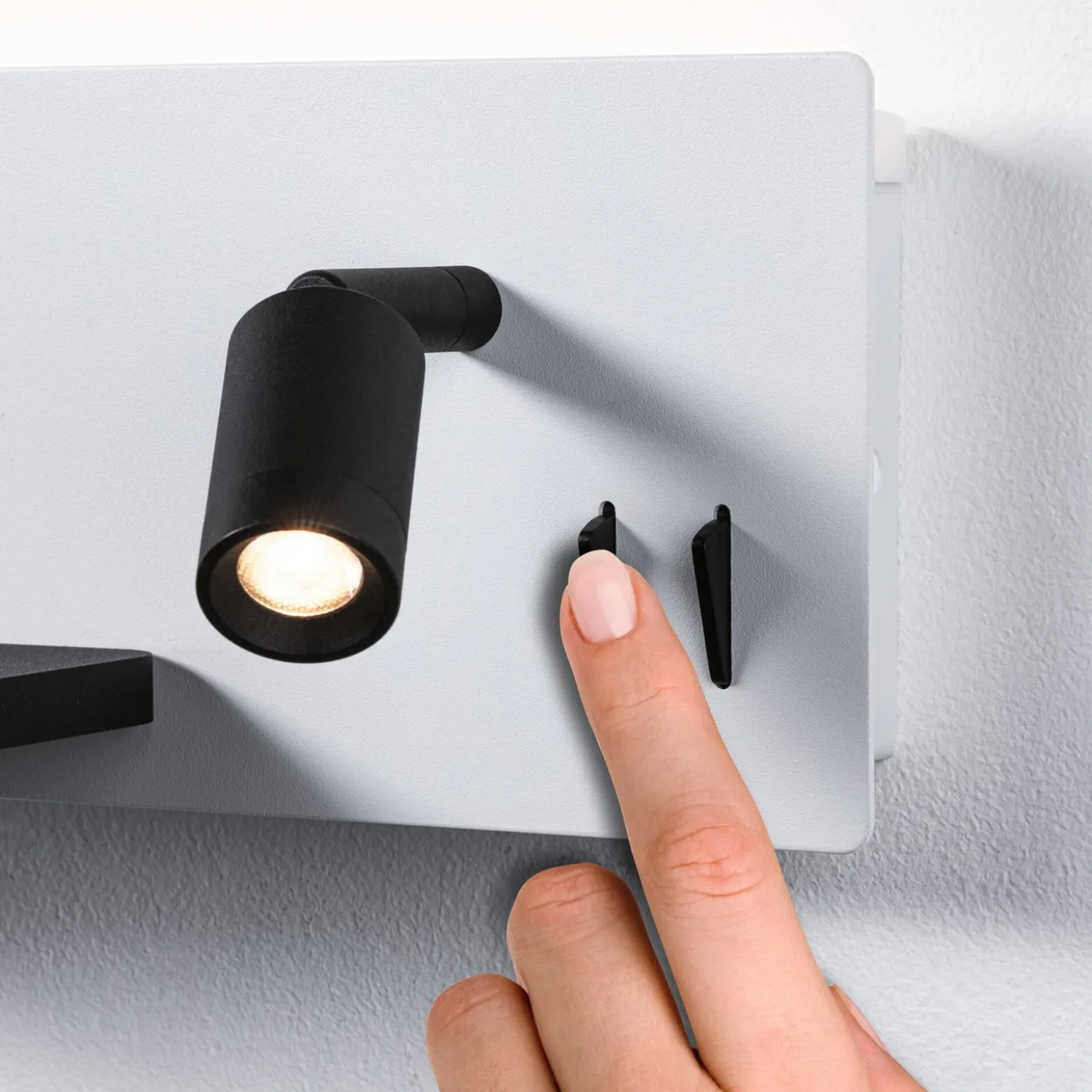 Paulmann LED-seinävalaisin Serra, vasen, USB-C, valkoinen/musta