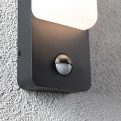 Paulmann LED-ulkoseinälamppu Bonnie, alumiini, 2200/3000K, anturi