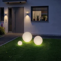 Paulmann Plug & Shine LED-koristevalo Globe Ø 50cm