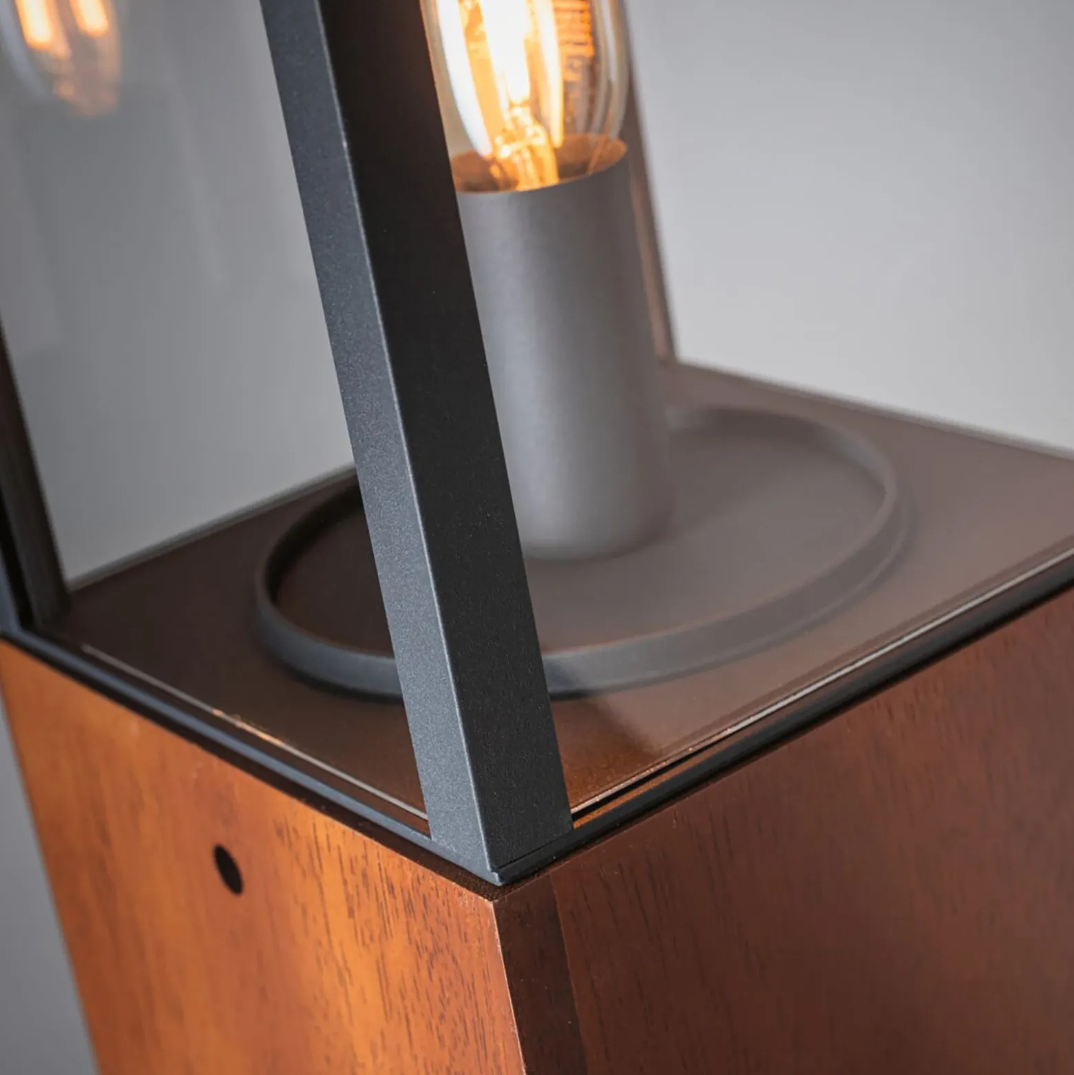 Paulmann Plug & Shine Venea jalustavalaisin korkeus 40cm