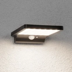 Paulmann Solveig LED-aurinkokäyttöinen seinävalaisin anturilla