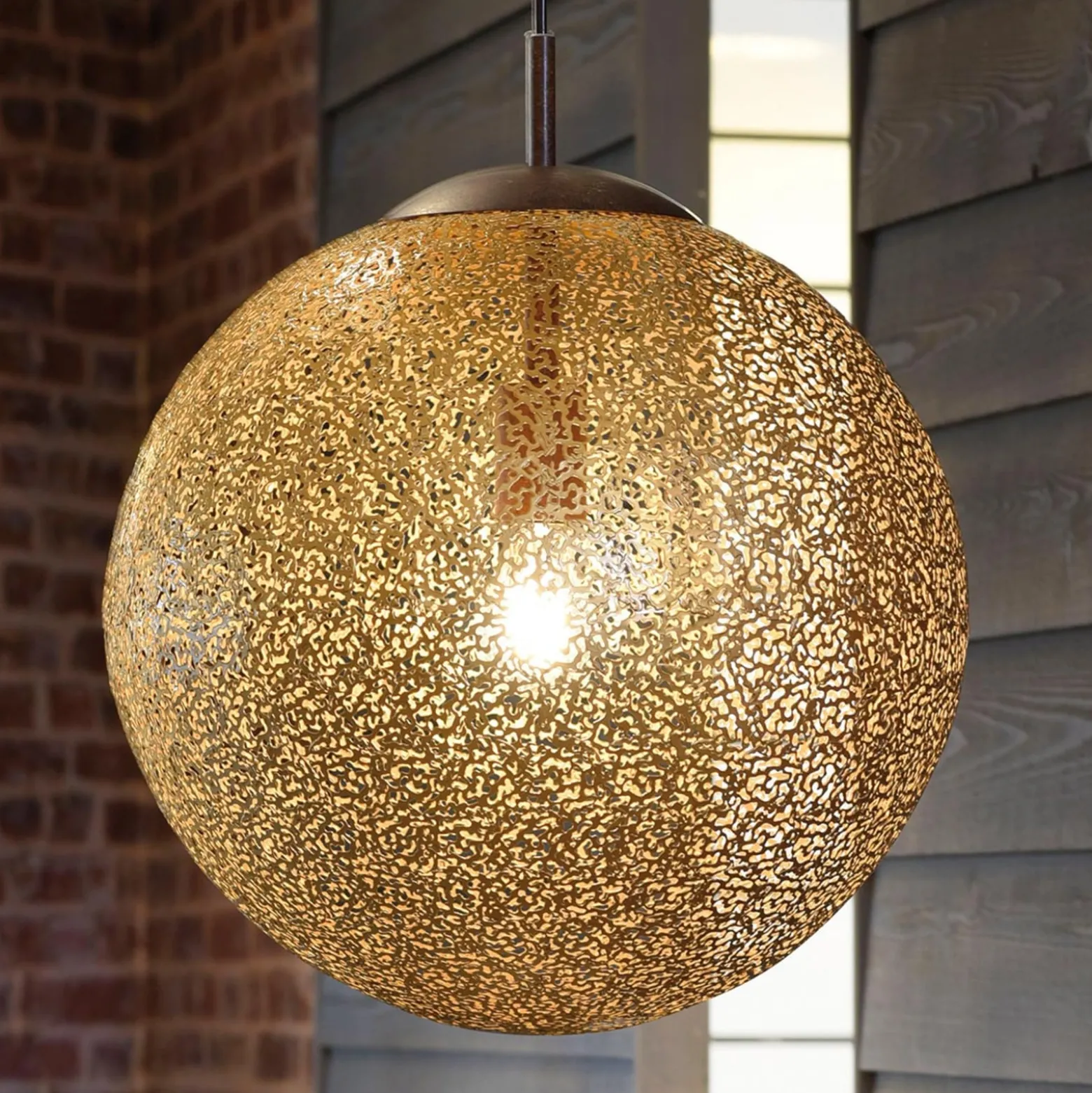 Paul Neuhaus Greta-riippuvalaisin, Ø 40 cm, kullanvärinen, metallia