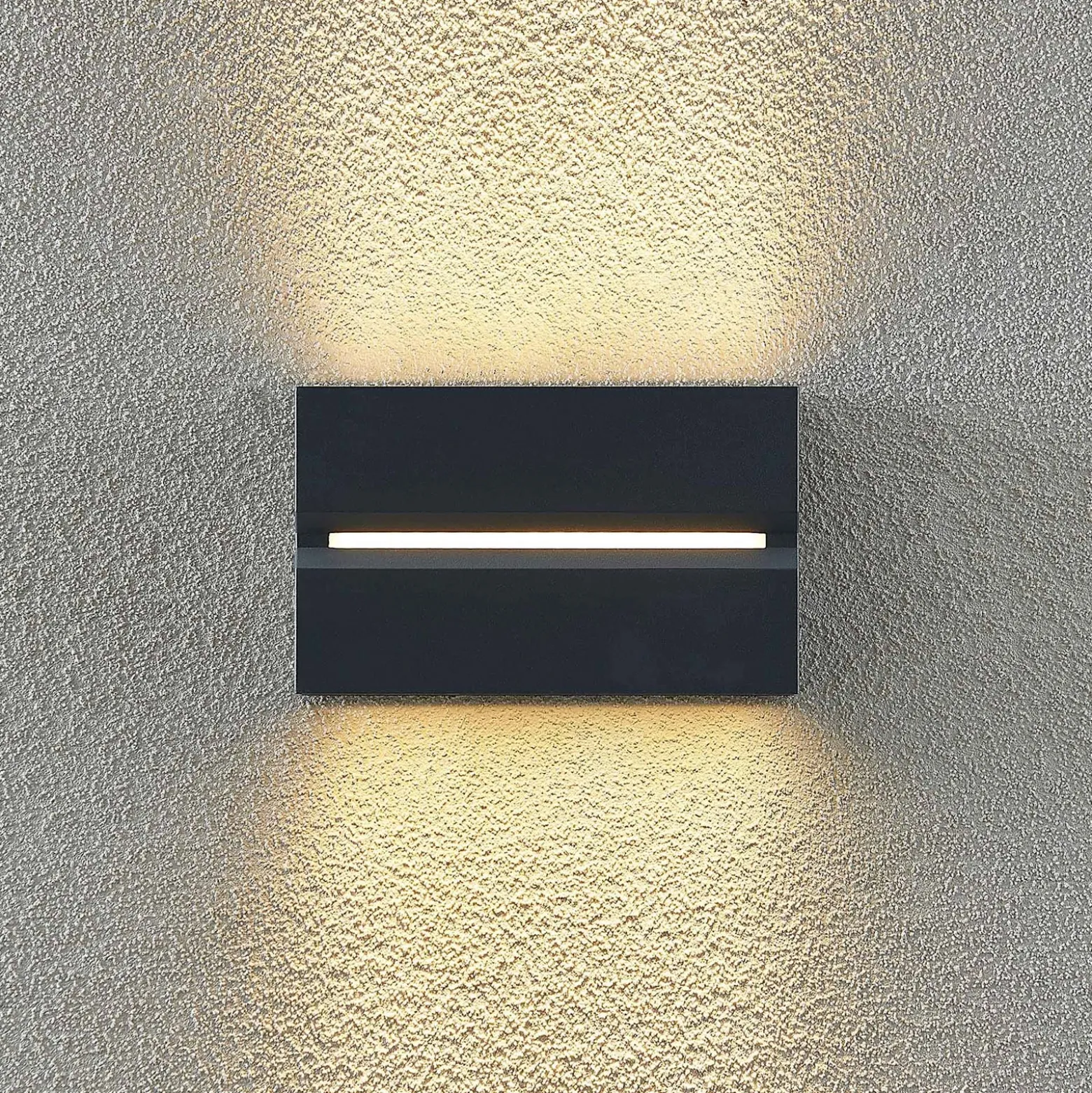 Prios Itarion LED-ulkoseinävalaisin, kirkas varjostin