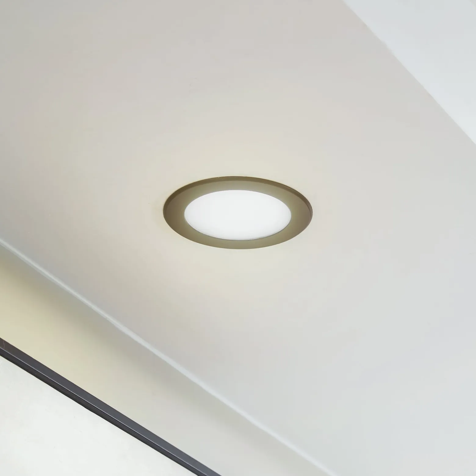 Prios LED upotettava valonheitin Rida, musta, Ø 12 cm, CCT, IP44
