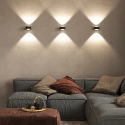 Puk Maxx Wall, LED, kirkkaat linssit, mattamusta
