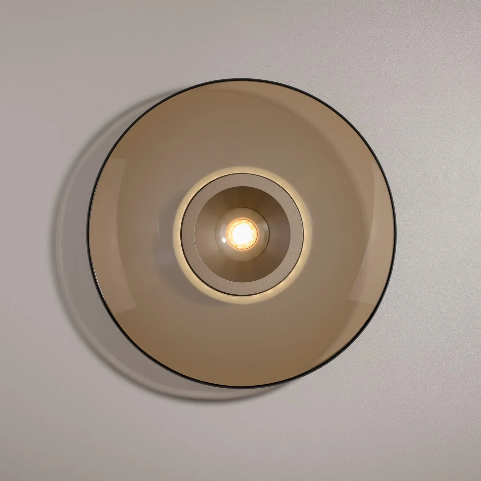 PURE LED-kattovalaisin Moon, pronssi, Ø 32 cm, lasi/alumiini