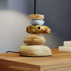 Pöytälamppu Vera, kangasvarjostin ja kivikoriste, 38 cm