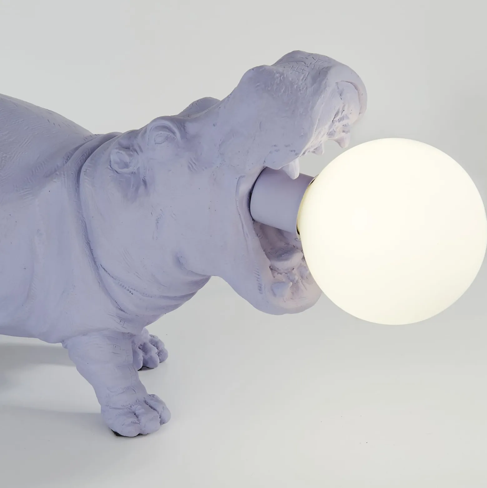 Pöytävalaisin X Hippo