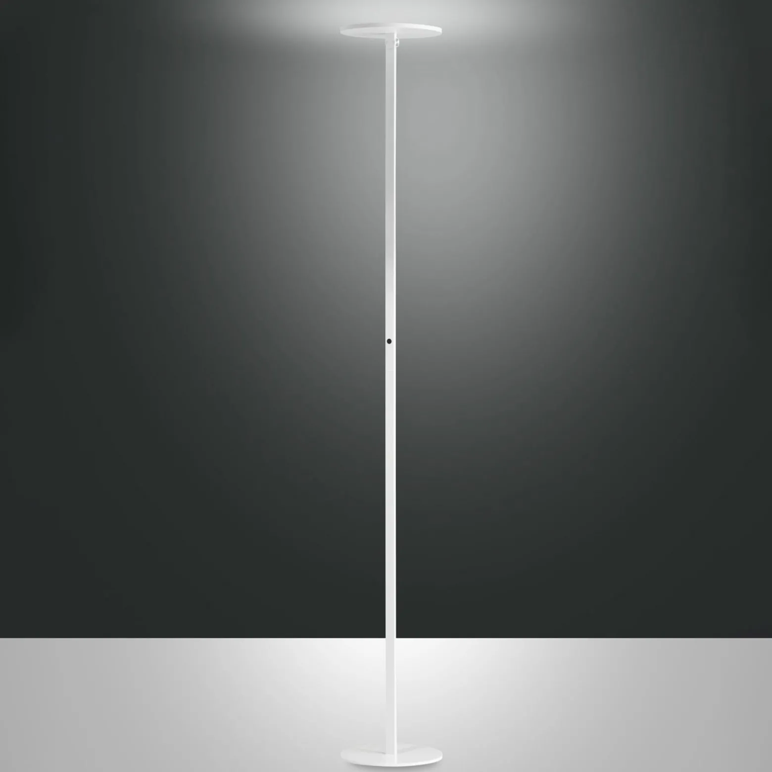 Regina LED-lattiavalaisin, valkoinen, CCT, himmennettävä, korkeus 180 cm