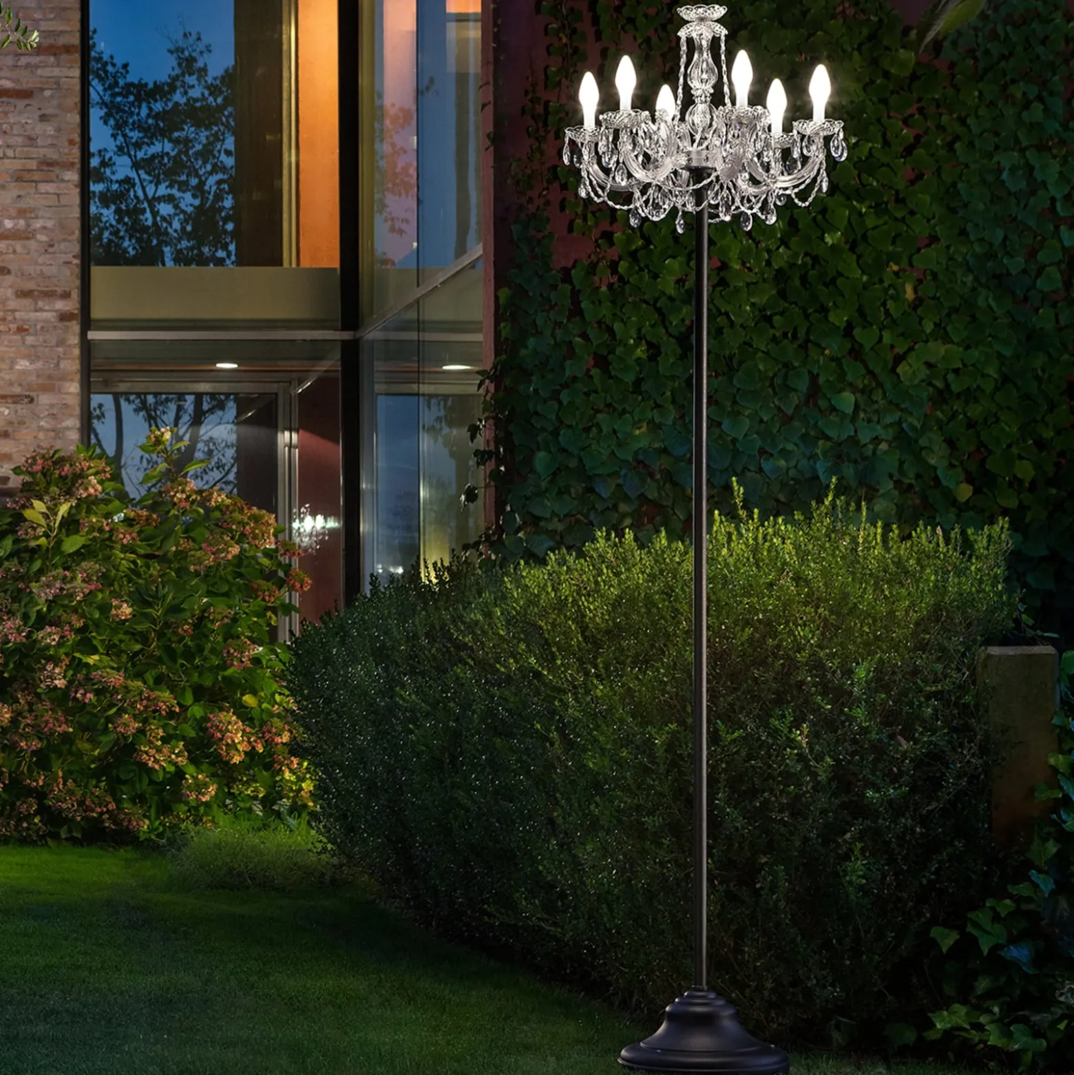 RGBW-lattiavalaisin Drylight ulos – sovellusohjaus