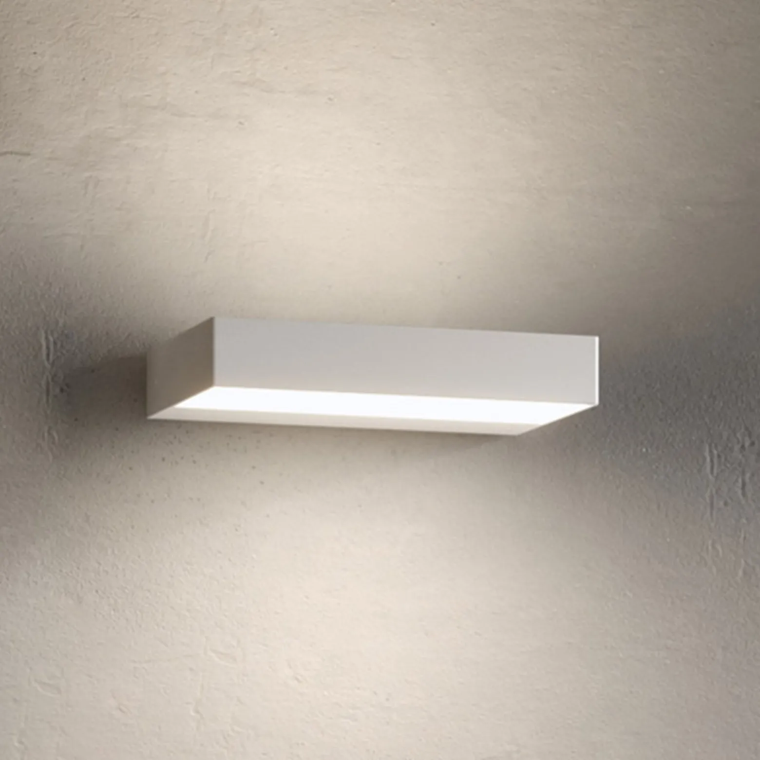 Rotaliana InOut W2 Indoor LED-seinävalaisin 3000 K