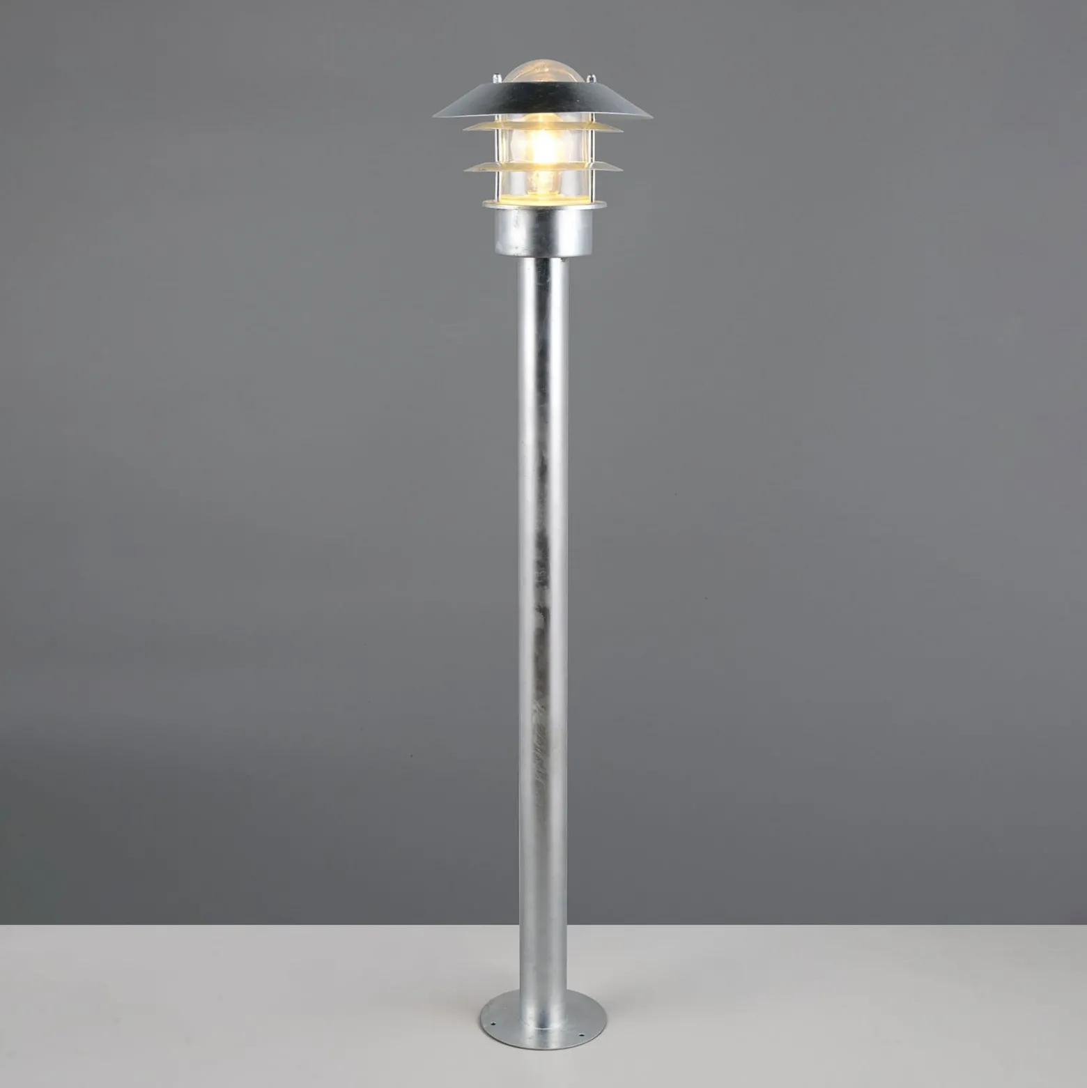 Ruvuuma-pylväsvalaisin, sinkkivärinen, korkeus 100 cm, metalli, IP44