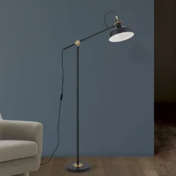 Schiller lattiavalaisin, musta, metalli, 153 cm, säädettävä