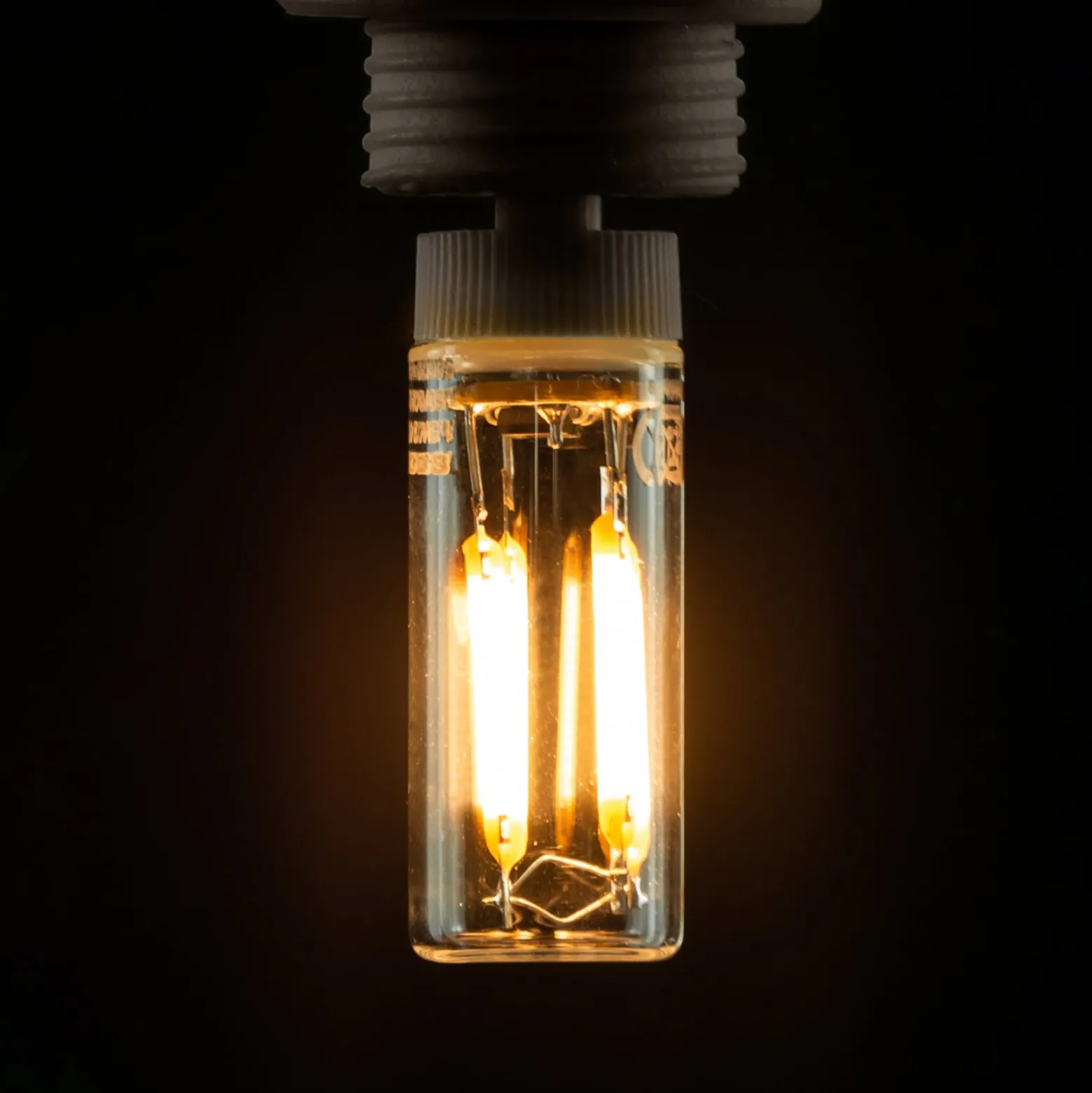 SEGULA 2-kantainen LED-lamppu G9 1,5W 2700K kirkas