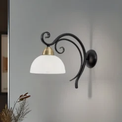 Seinävalaisin Flora, lasivarjostin, musta/messinki
