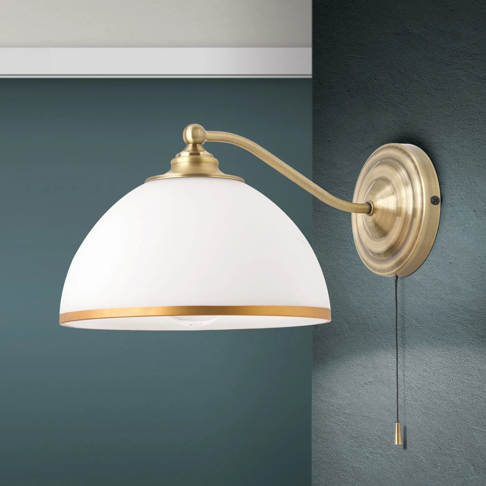 Seinävalaisin Old Lamp vetokytkimellä