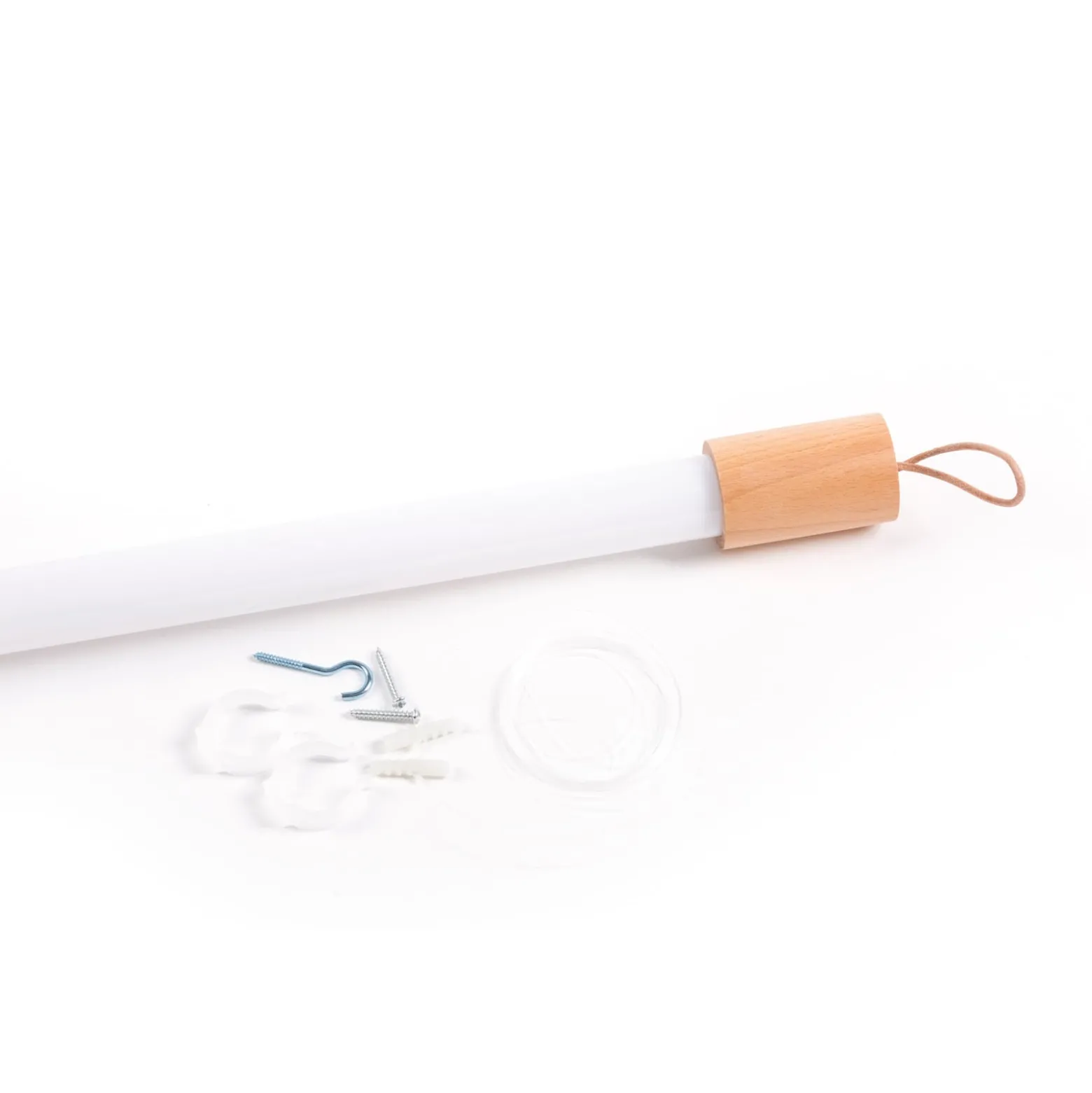SELETTI LED-valaisin Linea, valkoinen, puiset yksityiskohdat,