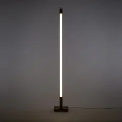 SELETTI LED-valaisin Linea, valkoinen, puiset yksityiskohdat,