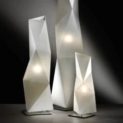 Slamp Diamond -design-lattiavalaisin, 111 cm