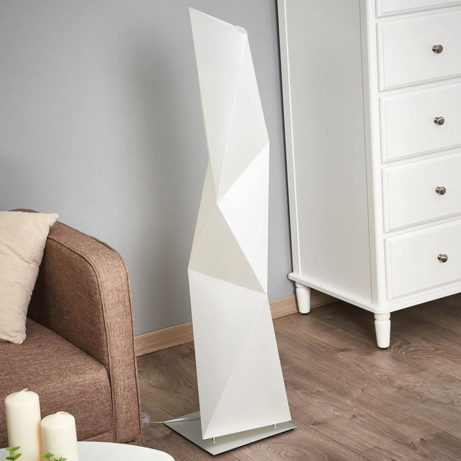Slamp Diamond -design-lattiavalaisin, 111 cm