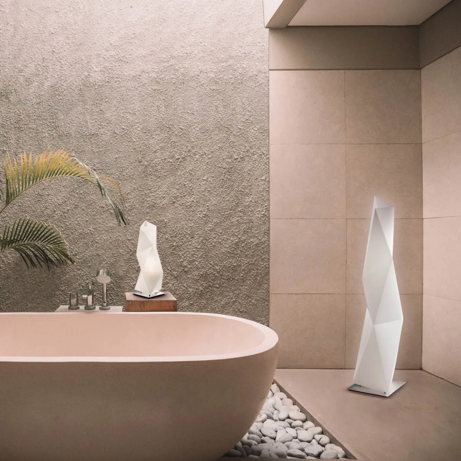 Slamp Diamond -design-lattiavalaisin, 111 cm