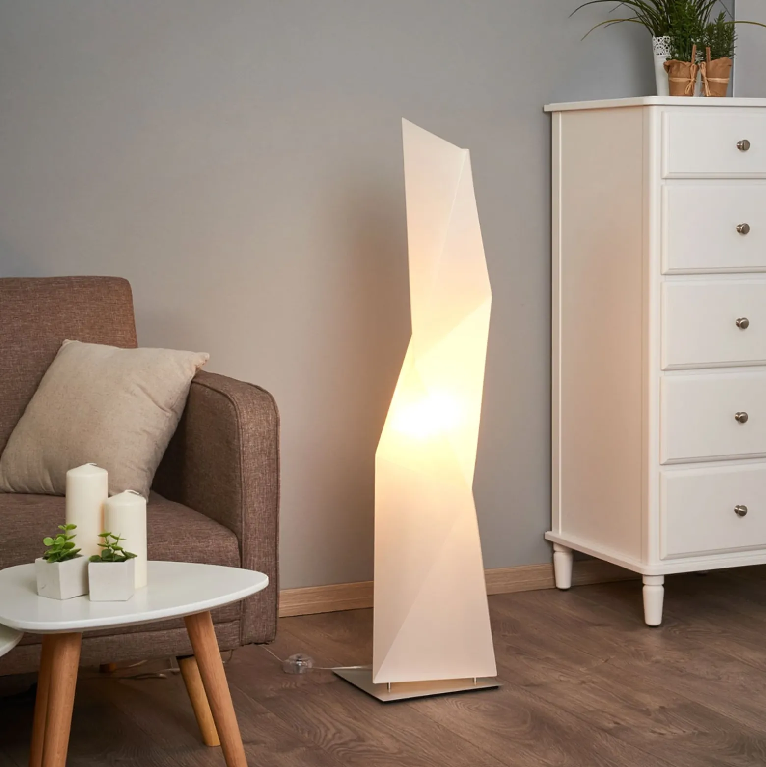 Slamp Diamond -design-lattiavalaisin, 111 cm