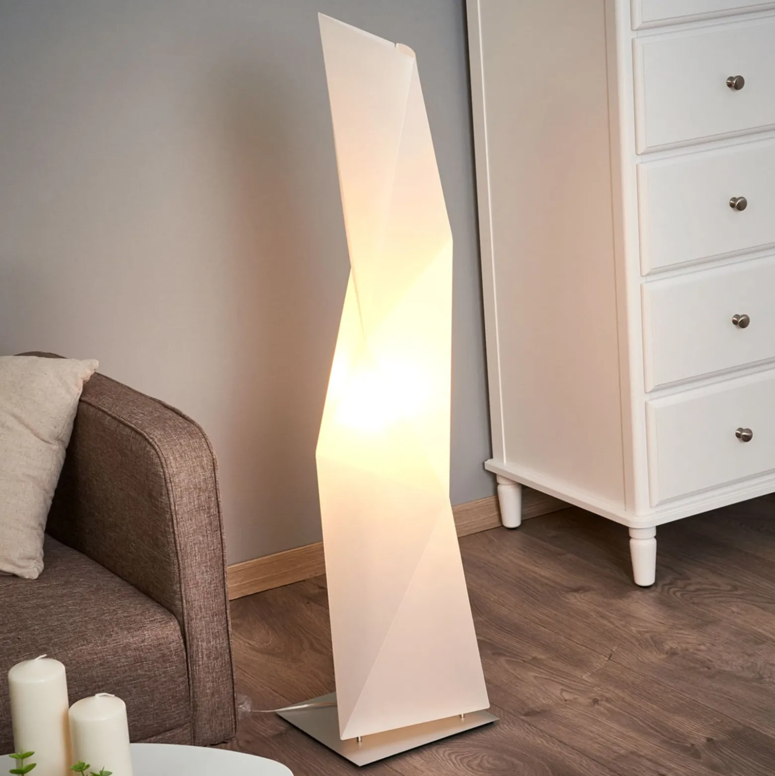 Slamp Diamond -design-lattiavalaisin, 111 cm