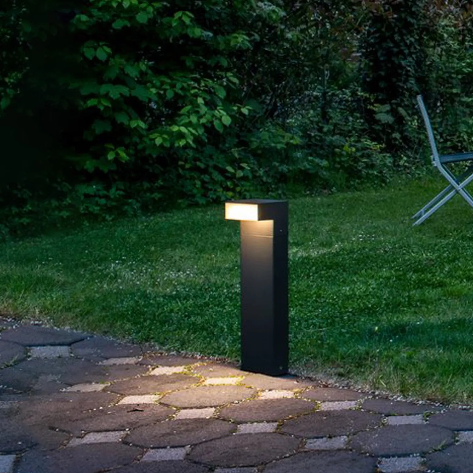 SLV L-Line Out LED-sokkeli-valaisin CCT, korkeus 50 cm