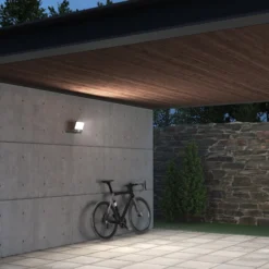 STEINEL XLED One -LED-kohdevalaisin ulos valkoinen